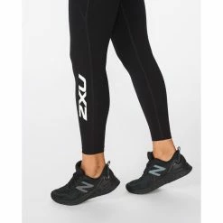 2XU Women's Form Stash Hi-Rise Compression Tights - 2022 -Women's sports Shop logo 54399.1645036328